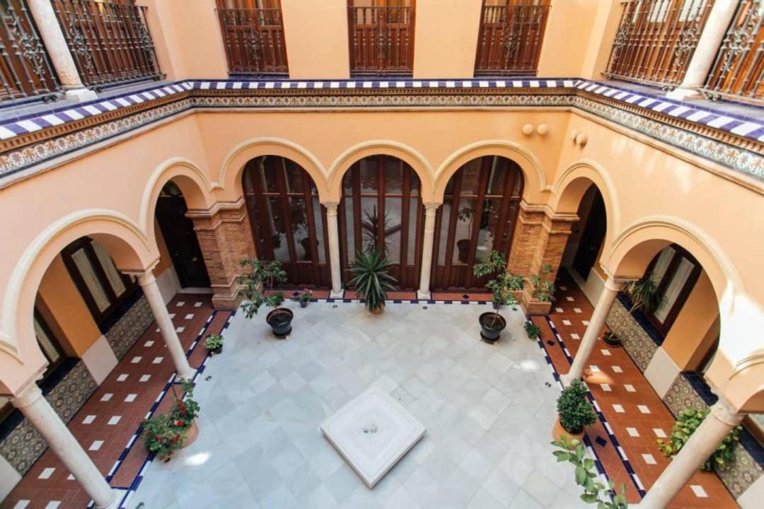 New With Height- 2Bd 1Bth- Pajaritos Apartment Севиля Екстериор снимка