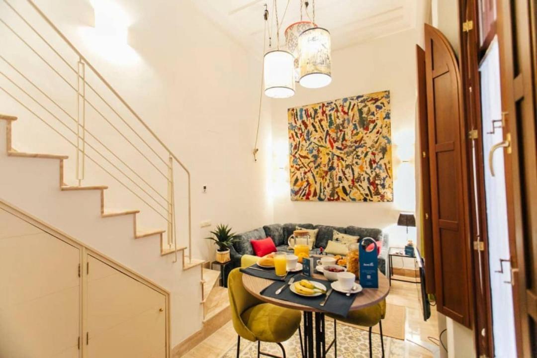 New With Height- 2Bd 1Bth- Pajaritos Apartment Севиля Екстериор снимка