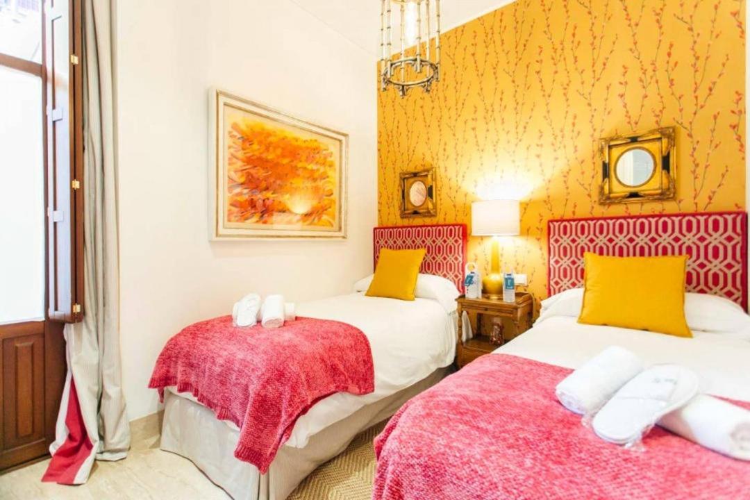 New With Height- 2Bd 1Bth- Pajaritos Apartment Севиля Екстериор снимка